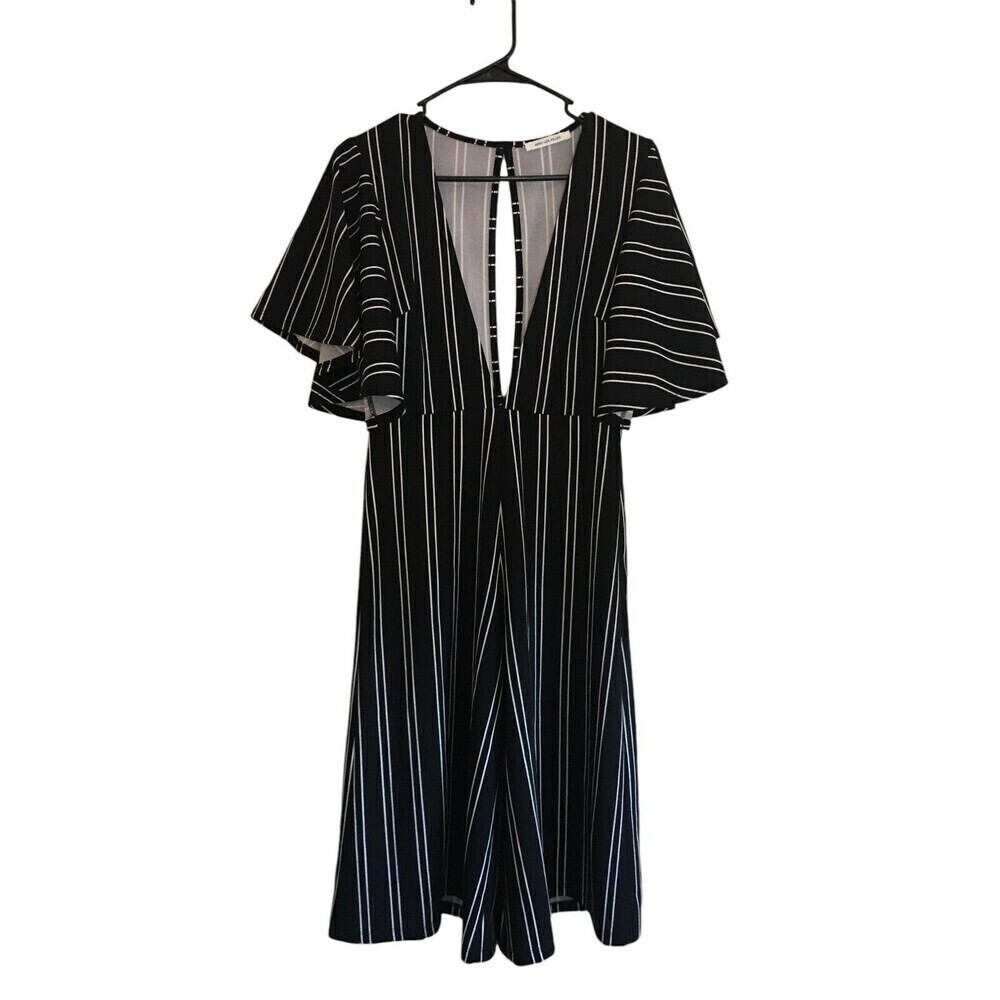 Avec Les Filles Jumpsuit Women's Size Large Black White Stripes Short Sleeves